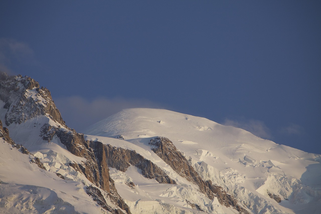 Le mont Blanc, cerné par les particules fines